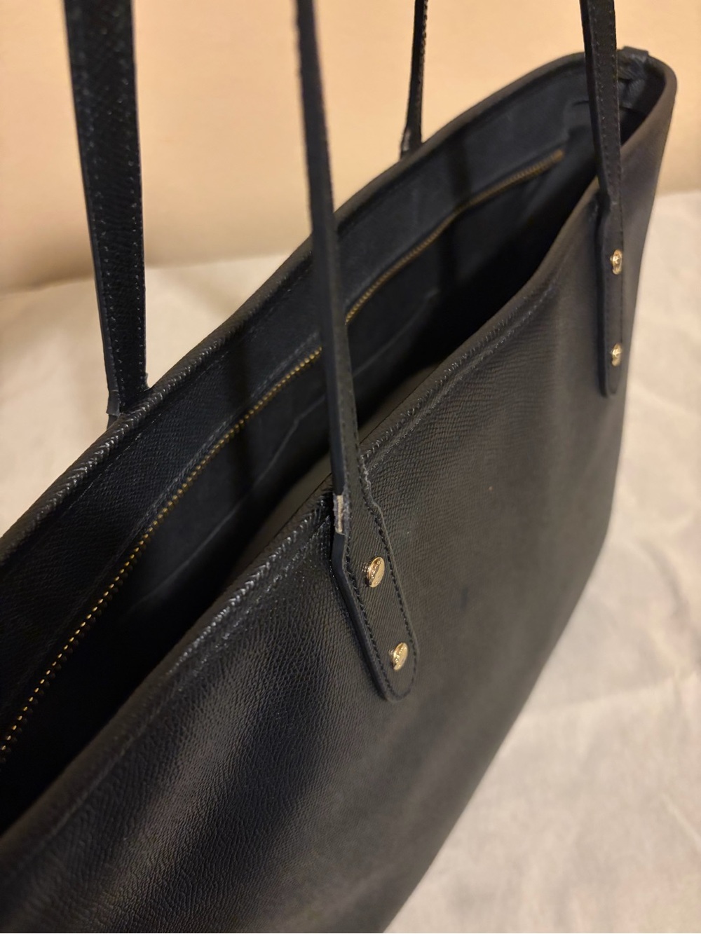COACH Black Leather Tote Bag with Gold Hardware - Picture 8 of 12